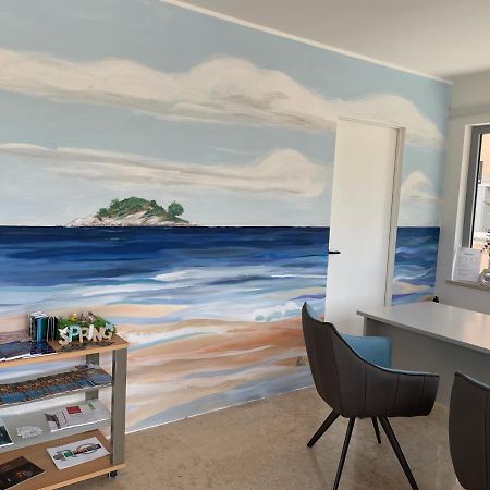 B&B Sea Joy Ровинь Экстерьер фото