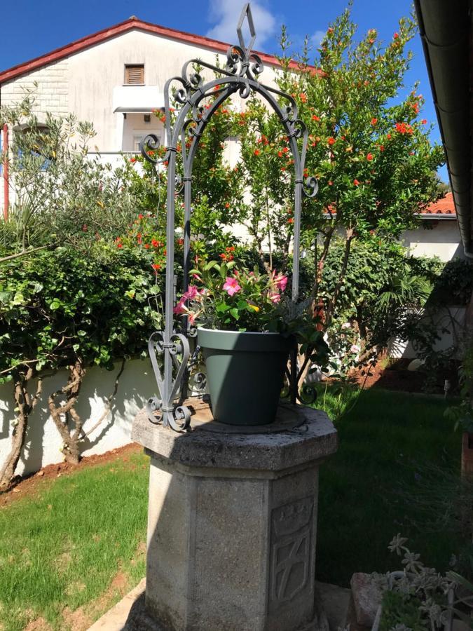 B&B Sea Joy Ровинь Экстерьер фото