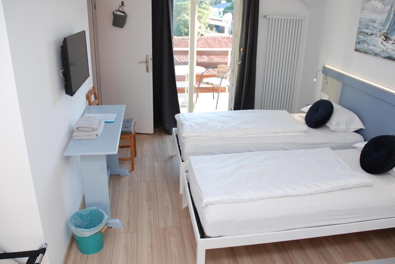 B&B Sea Joy Ровинь Экстерьер фото
