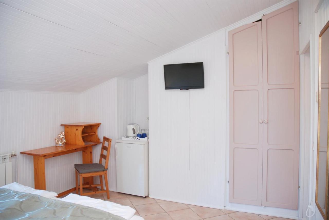 B&B Sea Joy Ровинь Экстерьер фото