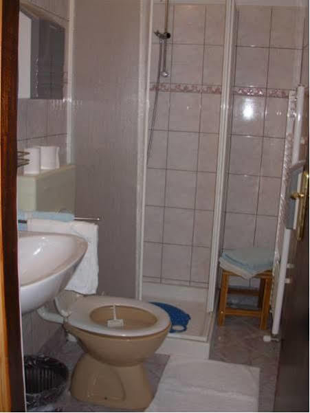 B&B Sea Joy Ровинь Экстерьер фото